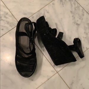 Black Chocolat Blu wedges